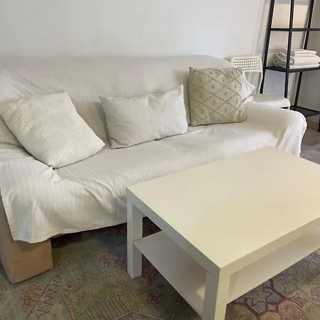 Archangelos アパート *